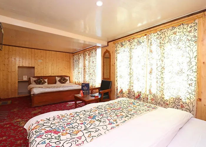 Hotel Bright Palace